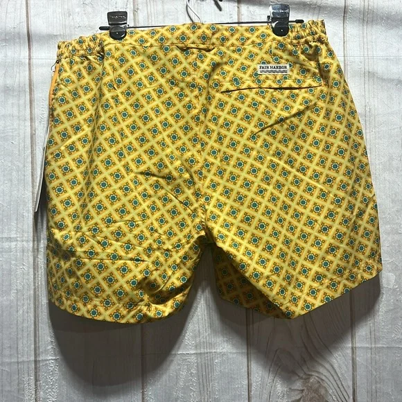 Sextant Trunk - Picture 2 of 2